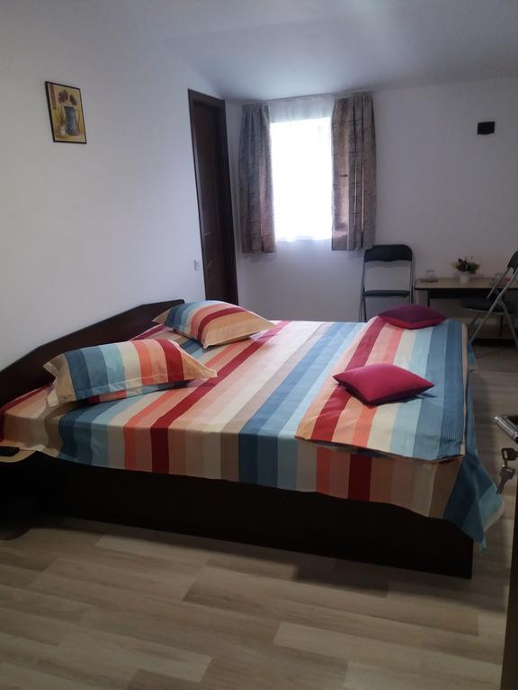 Casa Ariana Otel Curtea de Argeş Dış mekan fotoğraf