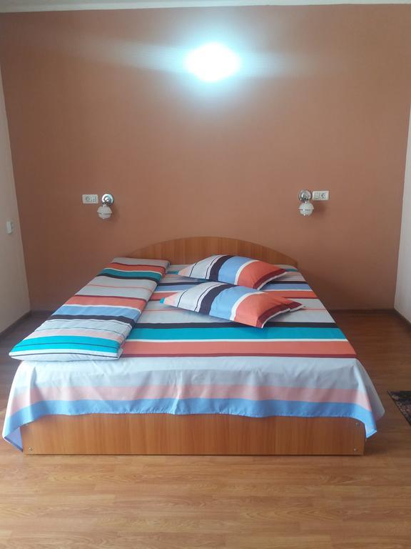 Casa Ariana Otel Curtea de Argeş Dış mekan fotoğraf