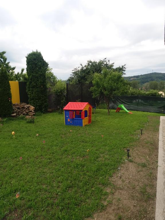 Casa Ariana Otel Curtea de Argeş Dış mekan fotoğraf