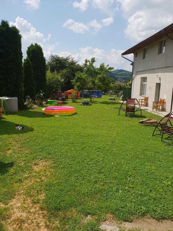 Casa Ariana Otel Curtea de Argeş Dış mekan fotoğraf